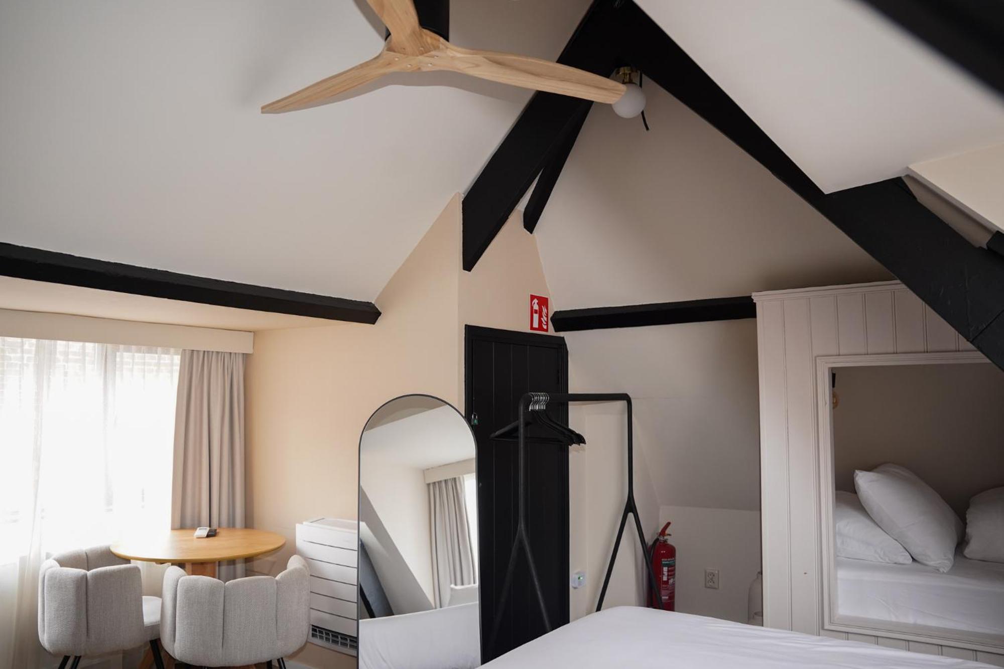 Boutique Hotel Johannes Делфт Екстериор снимка