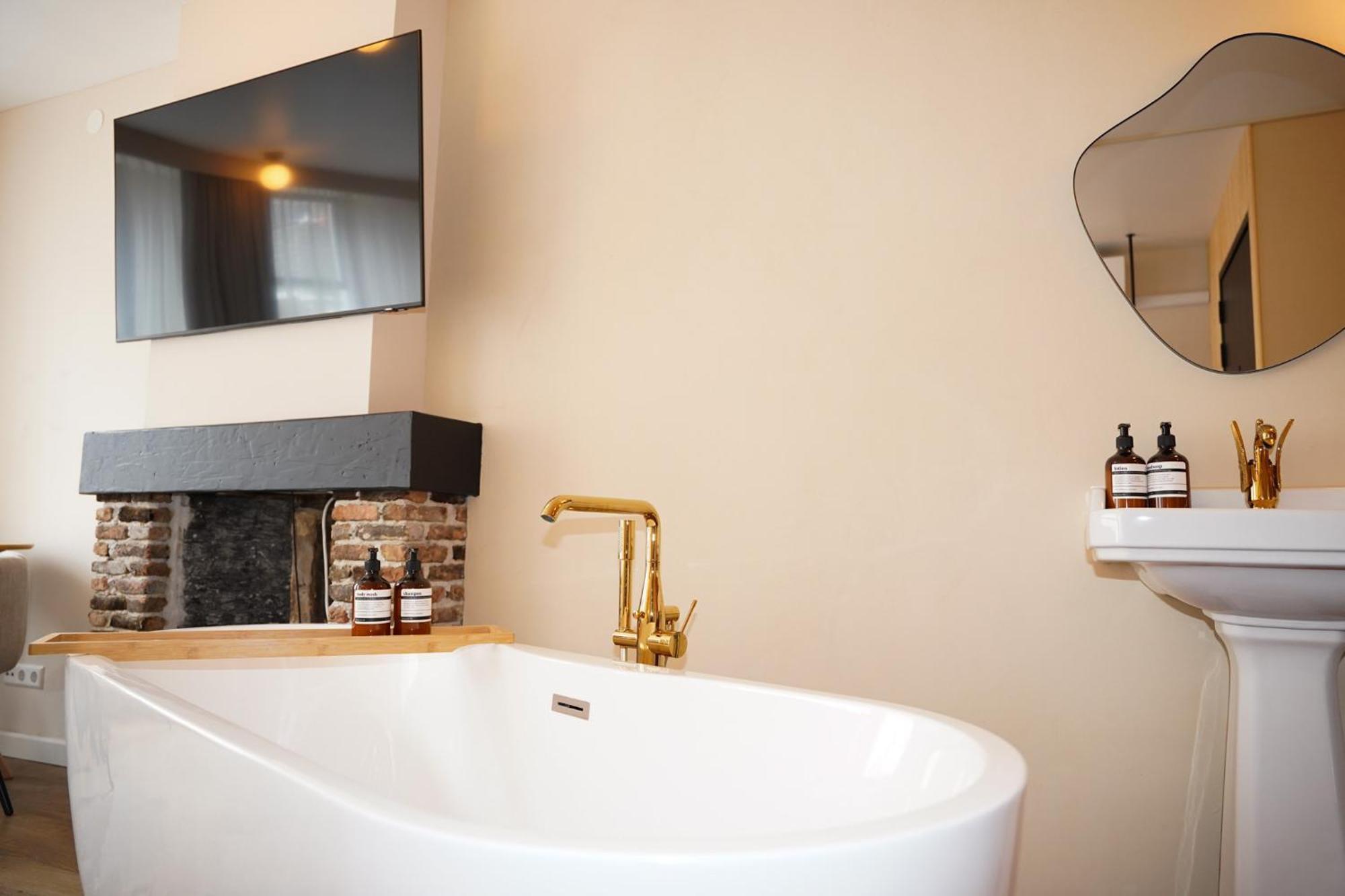 Boutique Hotel Johannes Делфт Екстериор снимка