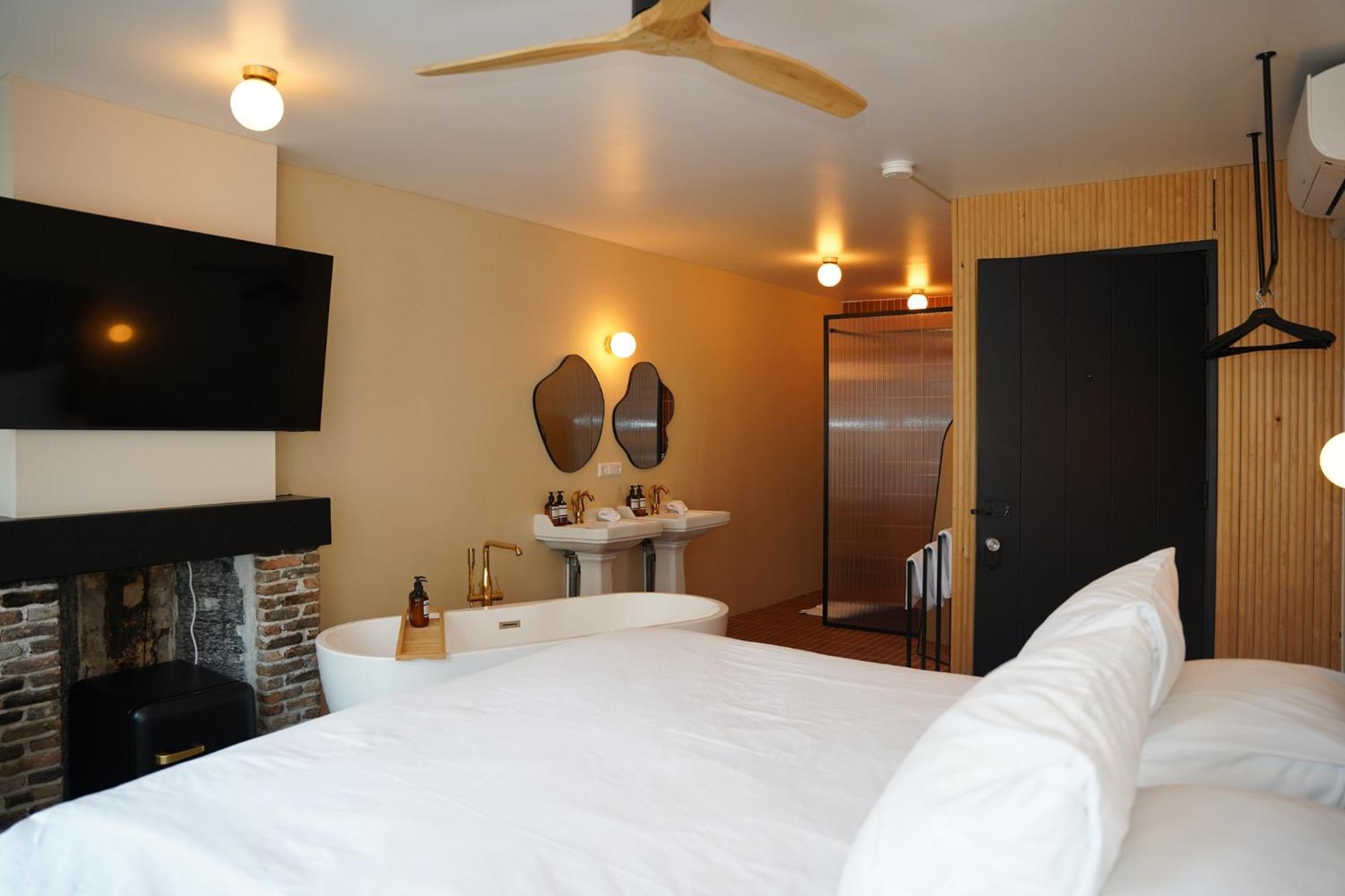 Boutique Hotel Johannes Делфт Екстериор снимка